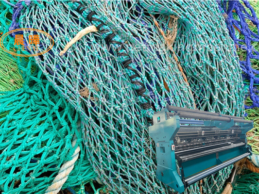 Polyester-Fischernetz-kleine Mesh Bait Fish Net Making-Maschine 200-480rpm